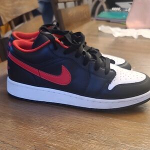 Nike Kids Black, Red, and White Sneakers
